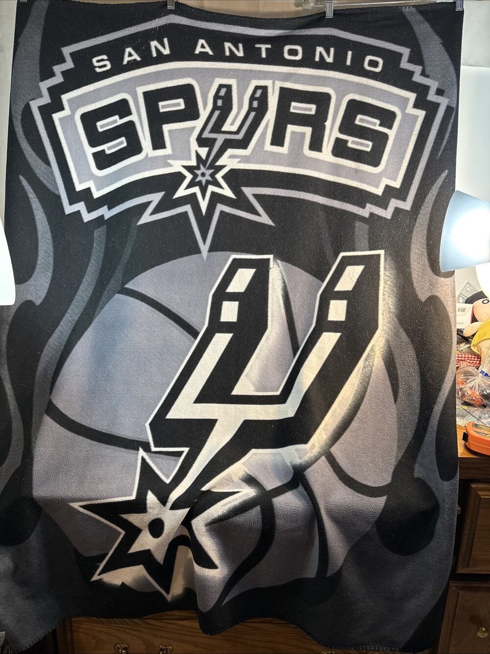 SPURS VINTAGE BLANKET 58x45 *does Have Tiny Hole